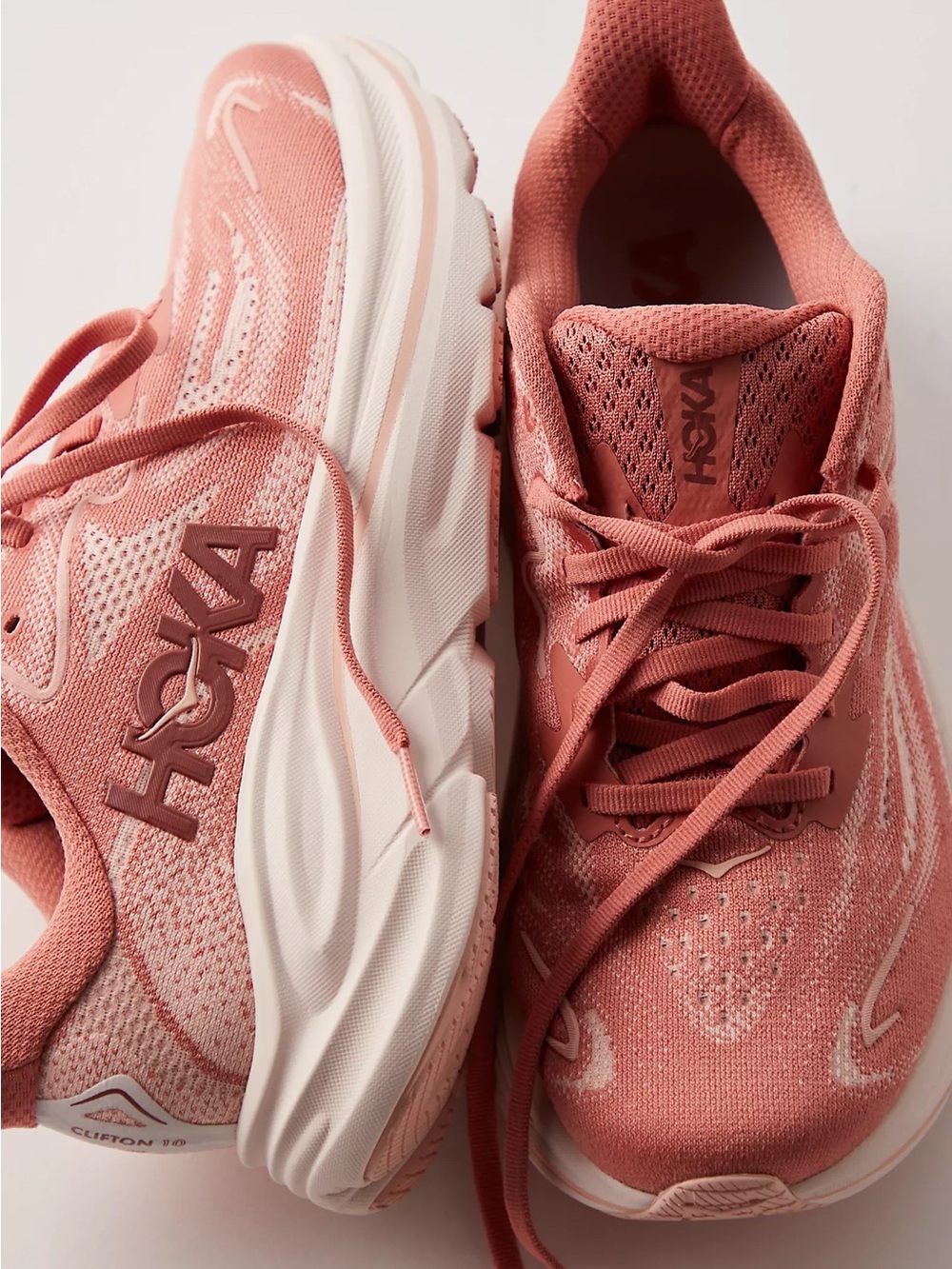 NIB Anthropologie HOKA Clifton 10 Sneakers in Blush Latte Size Women’s 6 - Picture 3 of 3